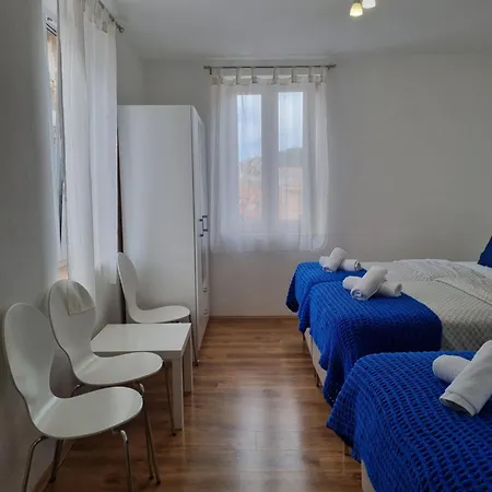 Guest house Vlaho 3*